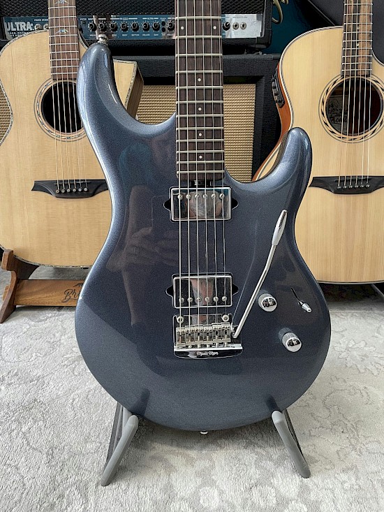 Music Man Luke III - Steve Lukather Signature
