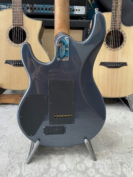 Music Man Luke III - Steve Lukather Signature