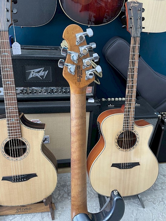 Music Man Luke III - Steve Lukather Signature