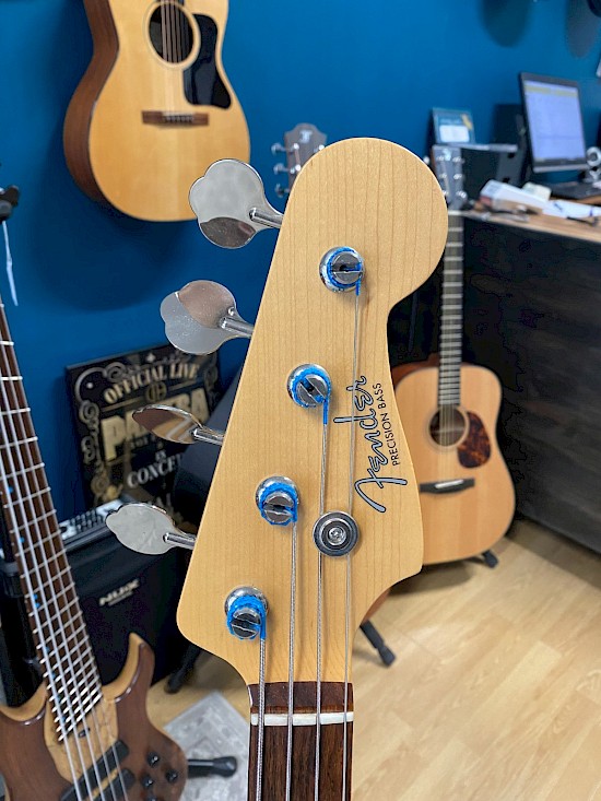 Fender Precision bass "Japan"